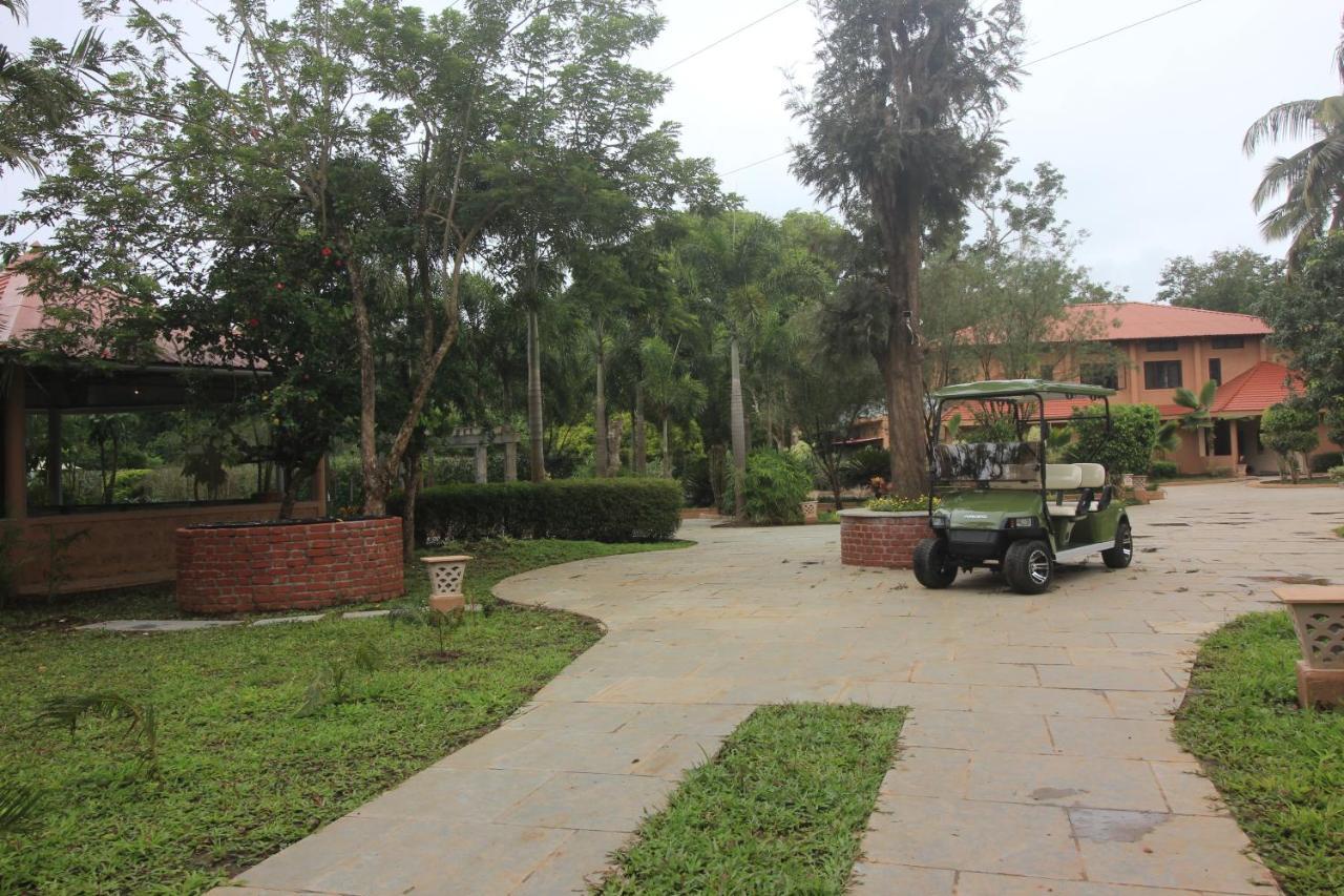 Regenta Jungle Resort Kabini Springs Begur Ngoại thất bức ảnh